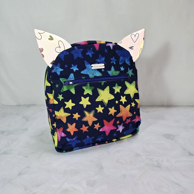 Mugursoma bērnu, Zvaigznes