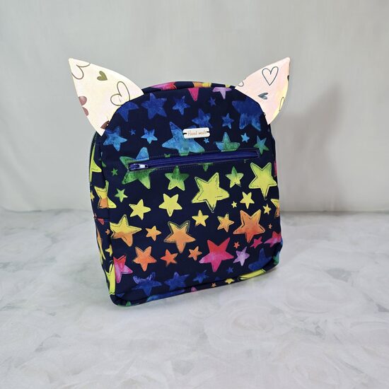 Mugursoma bērnu, Zvaigznes