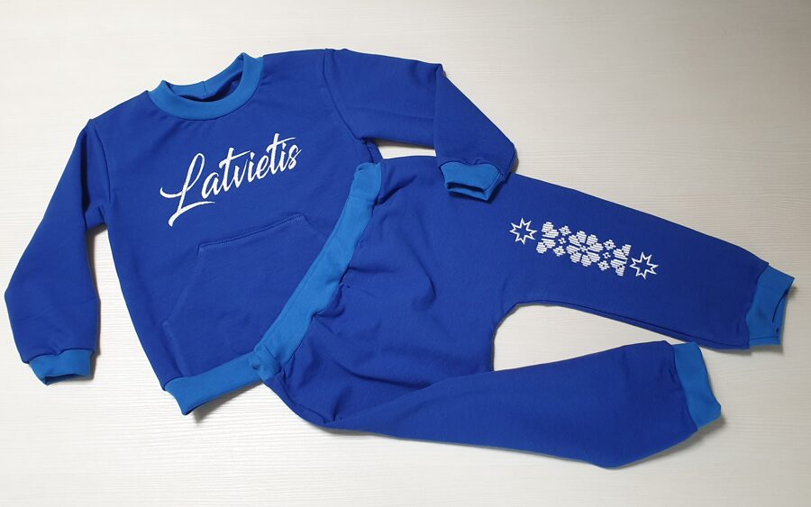 Komplekts latvietis/-te, zilie toņi