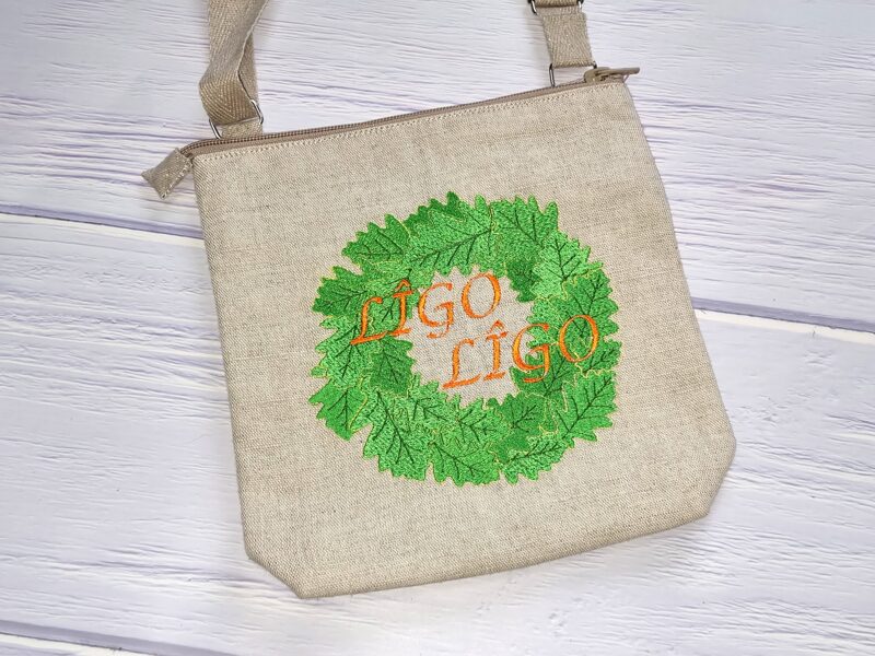 Lina somiņa ar izšuvumu, Līgo