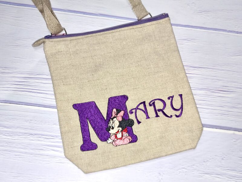 Lina somiņa ar izšūtu vārdu Nr.3