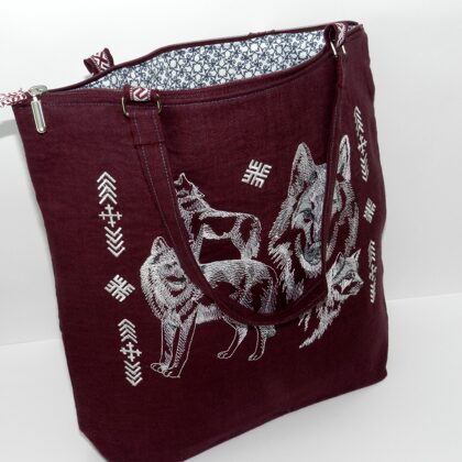 Iepirkumu ikdienas soma ar izšuvumu